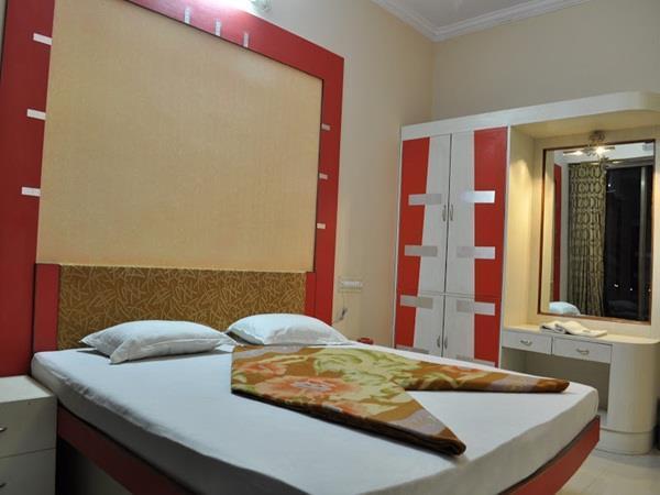 Hotel Relax Inn Diu Zewnętrze zdjęcie