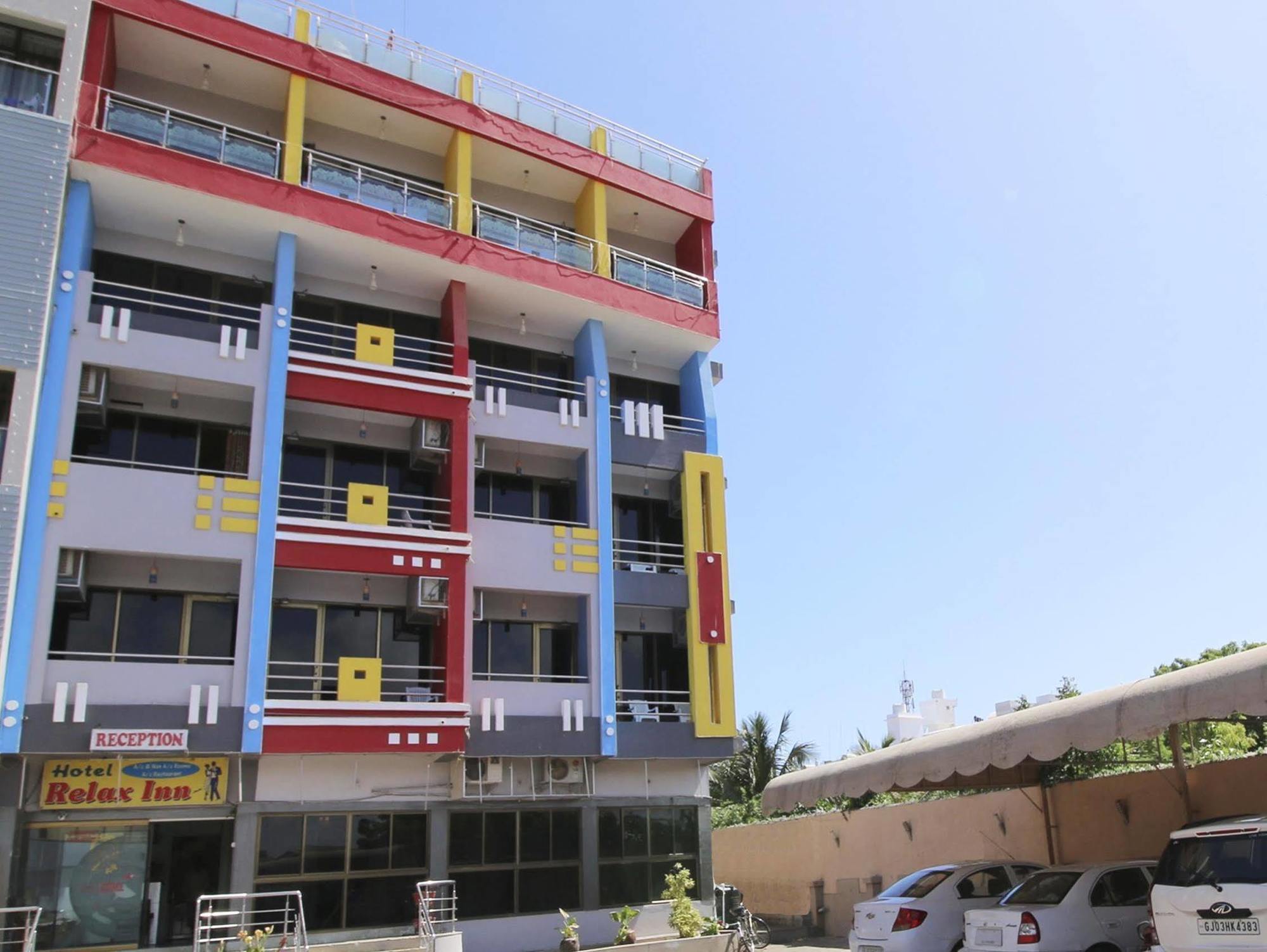 Hotel Relax Inn Diu Zewnętrze zdjęcie